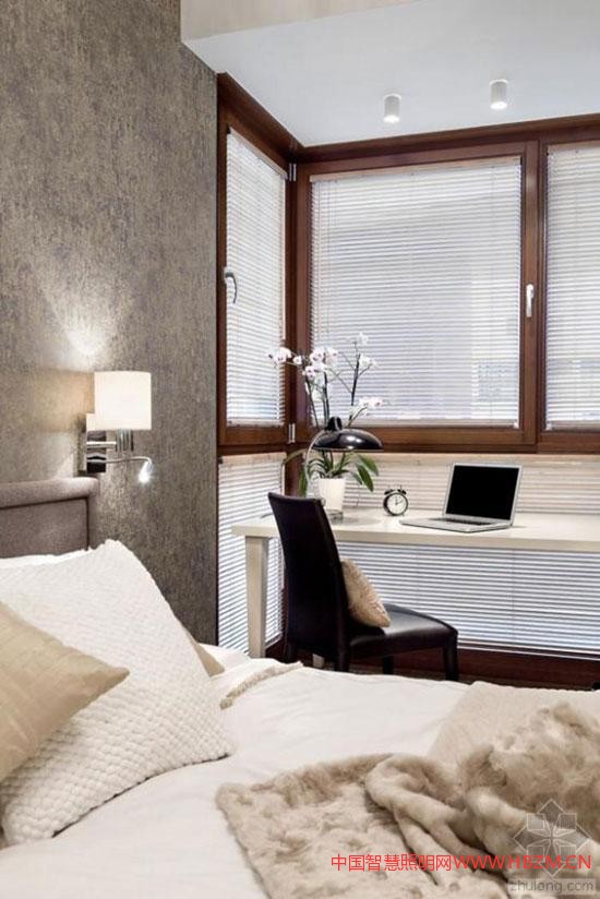 床頭照明設(shè)計(jì) 9圖打造溫暖睡前閱讀區(qū)