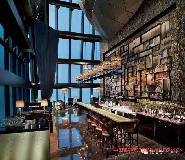 圖：深圳ST Regis 京基瑞吉酒店的大堂吧