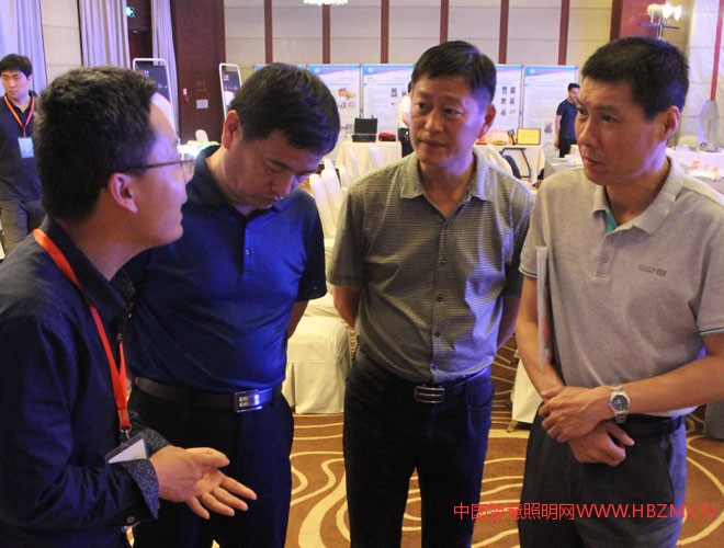 華傲電纜故障測試儀參加2017河北城市照明發(fā)展合作論壇對接會