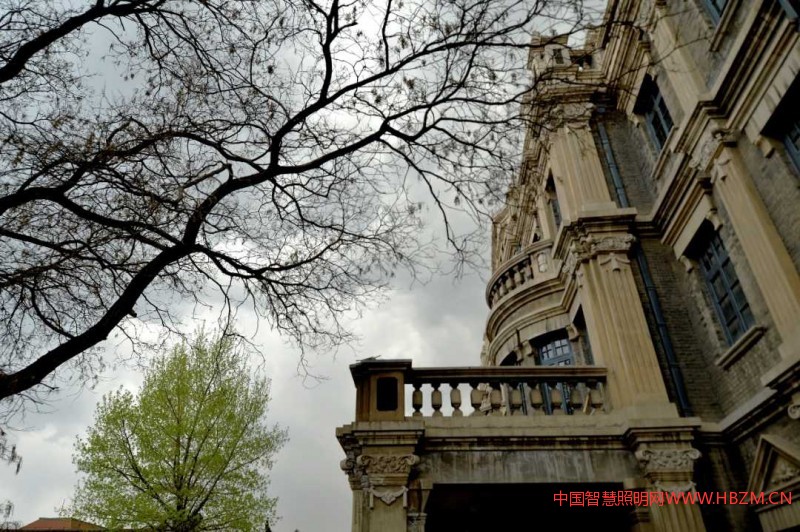 圖注：沈陽的大帥府，成為這座城市僅有不多的文化印記，也讓城市在除去現(xiàn)代化外衣以后，還能有一個僅存的內(nèi)核。（江海陽攝影）