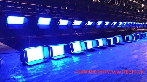 IEC發(fā)布了IEC60598-2-17《燈具-第2-17部分：特殊要求-舞臺燈光、電視、電影及攝影場所(室內(nèi)外)用燈具》