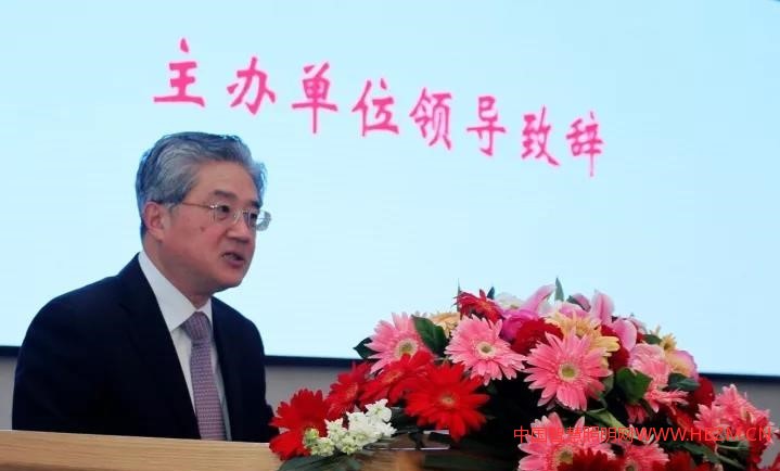 主辦單位中國建筑科學(xué)研究院王俊院長在2017國際健康照明論壇致辭