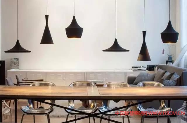 室內(nèi)照明更強調(diào)的是舒適性和藝術(shù)性