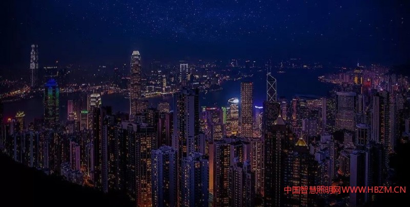 香港&mdash;&mdash;呼吁立法控管外墻廣告