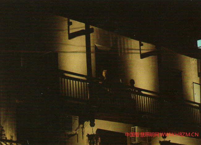 關(guān)于鄉(xiāng)土以及鄉(xiāng)土照明的實踐性思考-圖3舞臺美術(shù)的氛圍