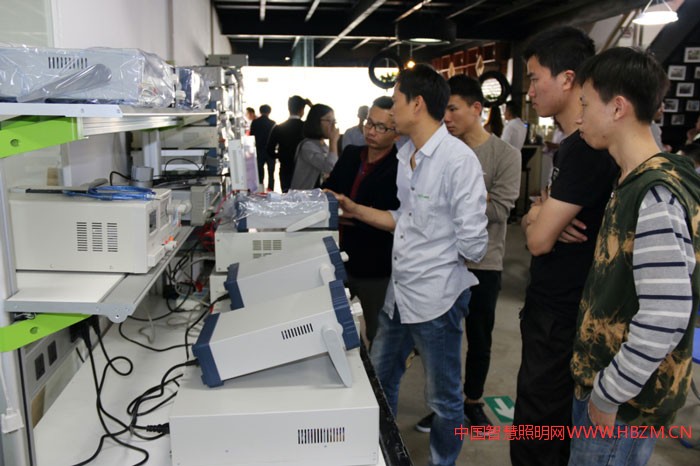 中翔儀器舉辦2018第一屆電源技術(shù)培訓(xùn)研討會(huì)