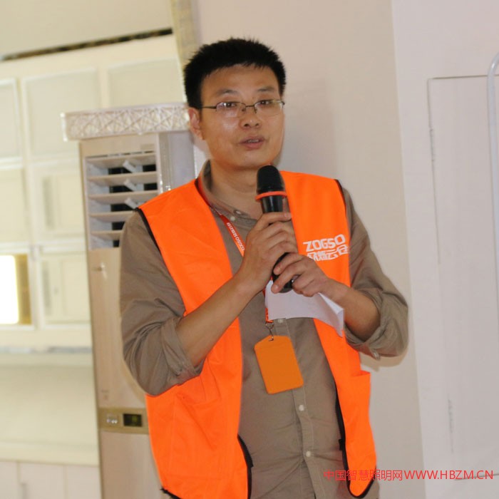 ▲眾爍照明營銷總監(jiān)杜古篇