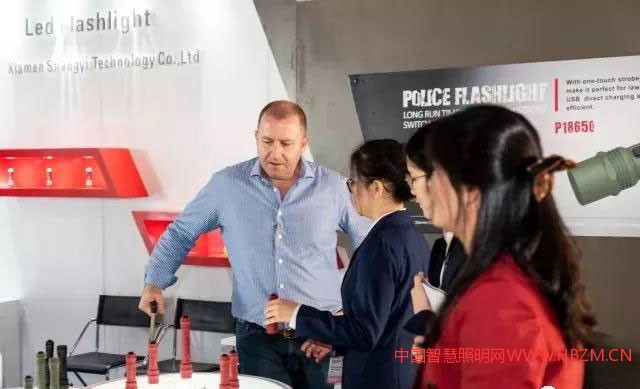 中國智慧照網(wǎng)家居照明