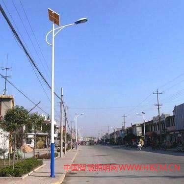 太陽路燈太陽能板放在室內(nèi)充電