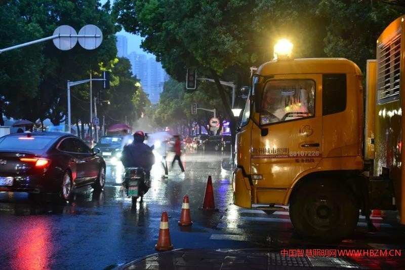 常州城市照明啟動(dòng)應(yīng)急預(yù)案應(yīng)對(duì)臺(tái)風(fēng)災(zāi)害--中國智慧照明網(wǎng)