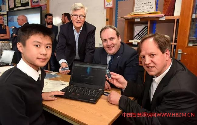 首個(gè)部署LiFi的學(xué)校、首臺(tái)用于教室的LiFi臺(tái)燈出現(xiàn)--中國(guó)智慧照明網(wǎng)