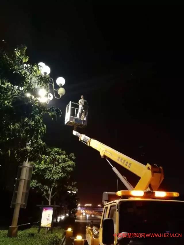 路燈維修---中國智慧照明網(wǎng)