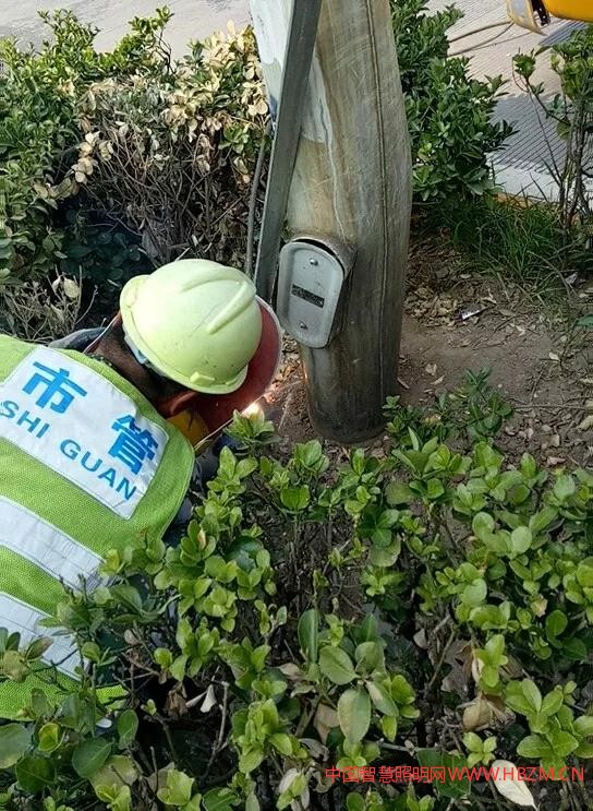 路燈維修---中國智慧照明網(wǎng)