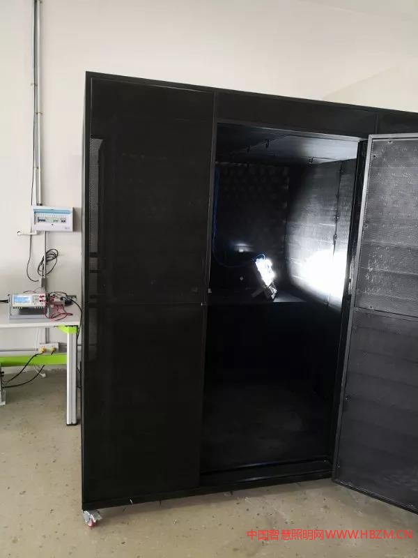 燈具升溫系統(tǒng)---中國智慧照明網(wǎng)