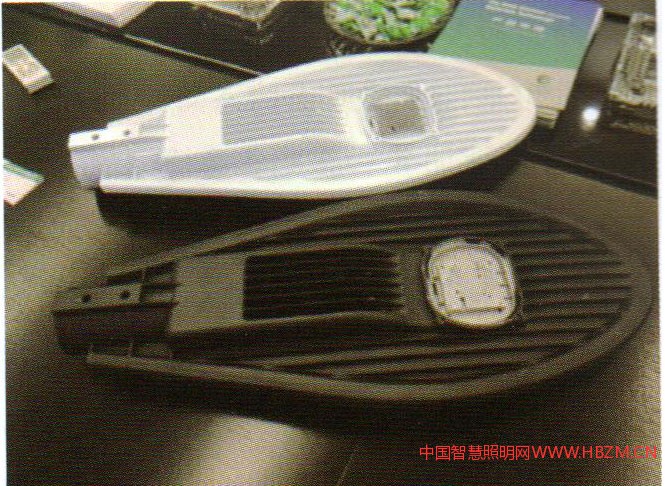 圖2石墨烯燈具實樣照片