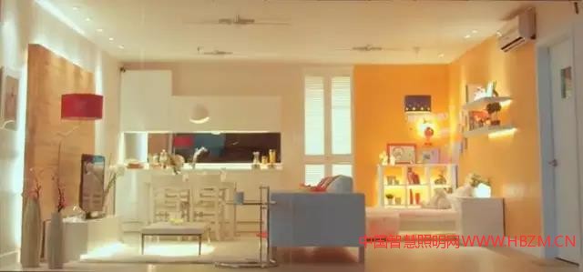 不同燈光下的客廳裝修效果-----中國(guó)智慧照明網(wǎng)