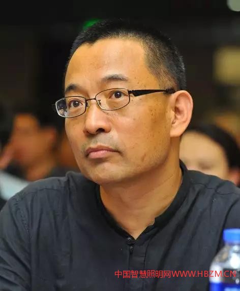 棟梁國際照明設(shè)計(jì)（北京）中心有限公司 總經(jīng)理 許東亮