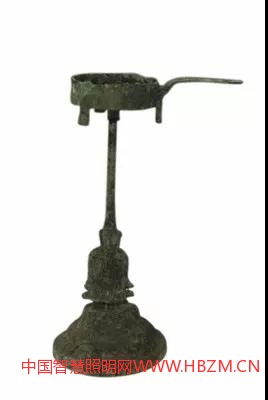 廣州南越王墓博物館藏西漢龍形燈座