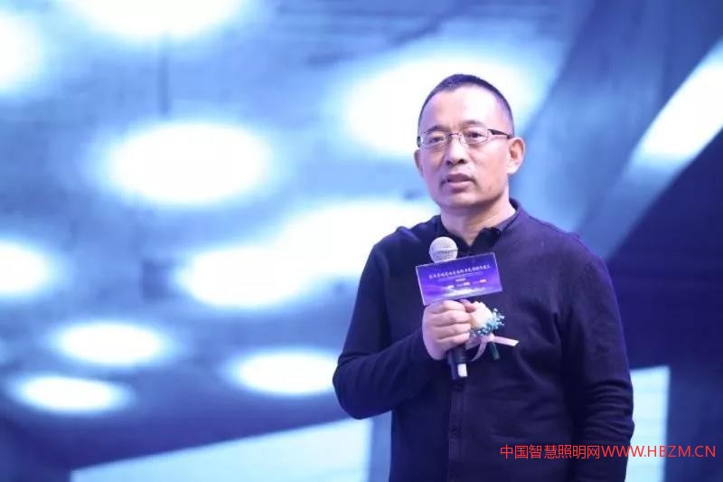 棟梁國際照明設(shè)計（北京）中心有限公司總經(jīng)理許東亮