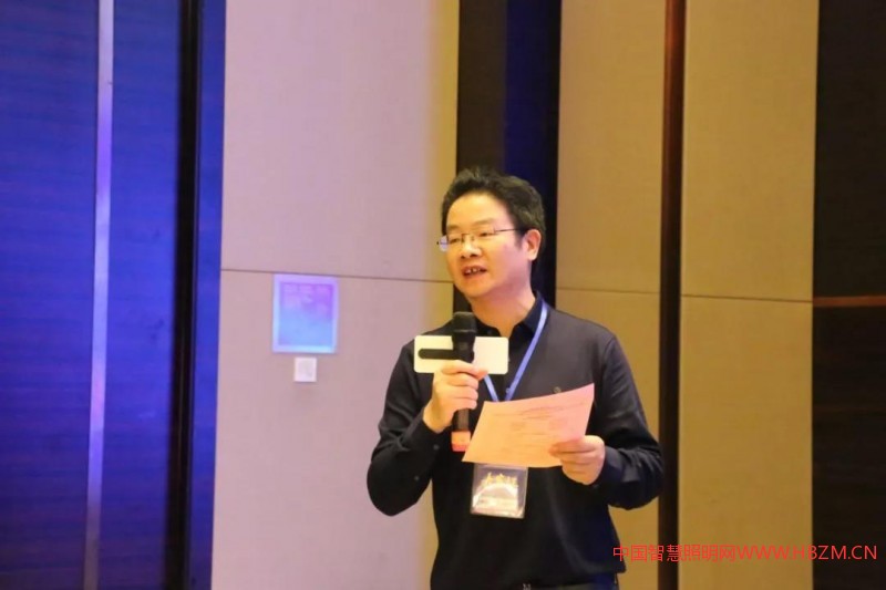 江蘇省照明學(xué)會(huì)副秘書長(zhǎng)肖勇強(qiáng)