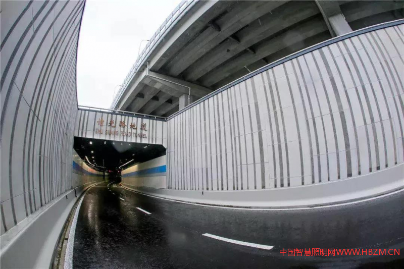 三思承建諸光路地下通道隧道照明工程 