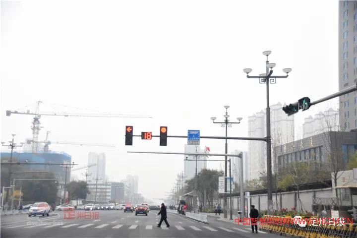 &ldquo;多桿合一&rdquo;！定州市新增多功能智慧綜合路燈桿