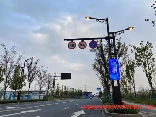 武漢街頭黑科技 &mdash;&mdash;&ldquo;5G智慧桿&rdquo;