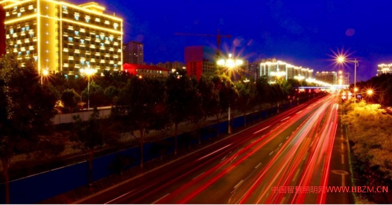 流光溢彩 （三等獎(jiǎng)） 攝像者：衡水市路燈管理中心 杜志學(xué)