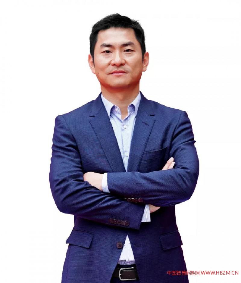 華體科技董事長梁熹