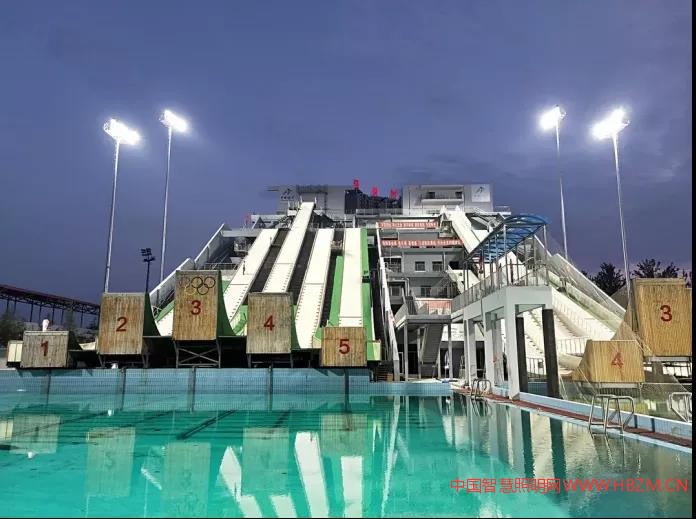 體育照明智能化1OT燈具