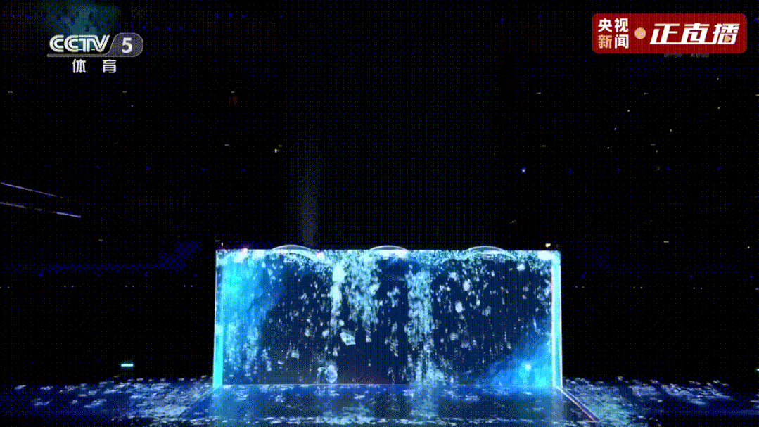 以高品質(zhì)照明產(chǎn)品助力首鋼園滑雪大跳臺(tái)項(xiàng)目在冰雪世界下璀璨綻放。